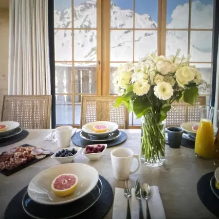 Holiday home Gemini Chalet Near Ski Lift - Hot Tub *